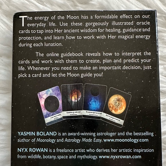 NIB Moonology Oracle Cards - Picture 3 of 9